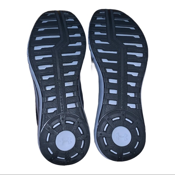 COPY - Under Armour Women’s Black & Grey Runners Size 8.5 - Picture 4 of 8